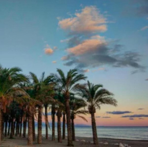2 Minutos a la playa y piscina- La Carihuela